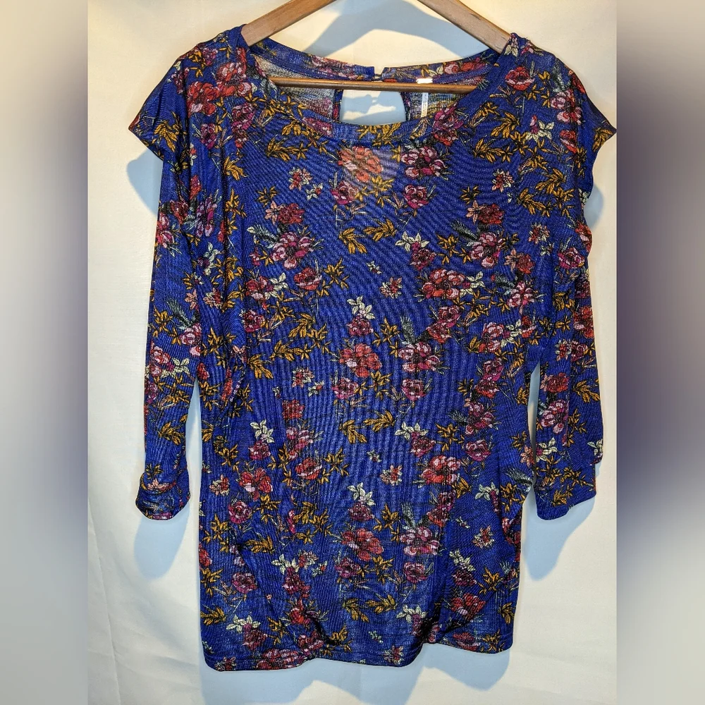 Free People Blue Floral Print‎ Top With Ruffles Women's Size Medium